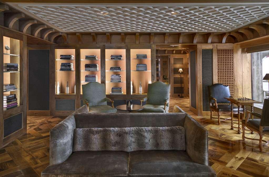 Aman Le Melezin Hotel Courchevel Restaurant photo