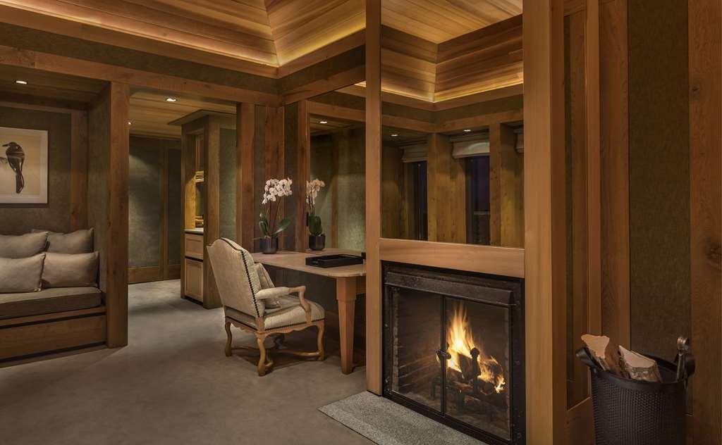 Aman Le Melezin Hotel Courchevel Room photo