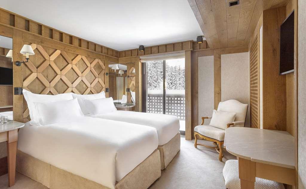 Aman Le Melezin Hotel Courchevel Room photo