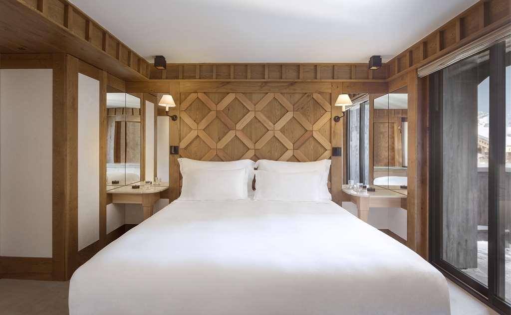 Aman Le Melezin Hotel Courchevel Room photo