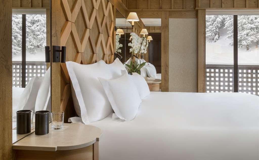 Aman Le Melezin Hotel Courchevel Room photo